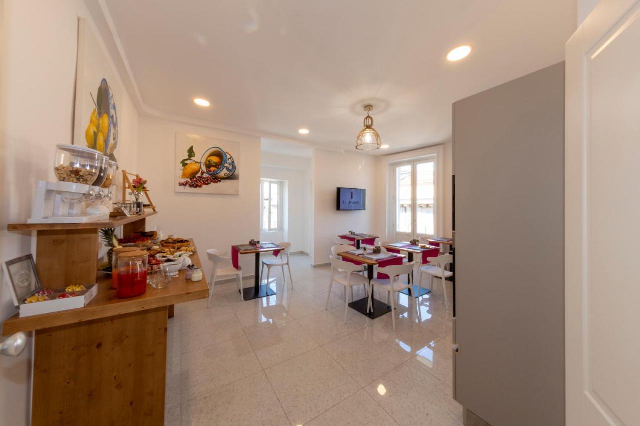 Bed & Breakfast Le Angioine Napoli